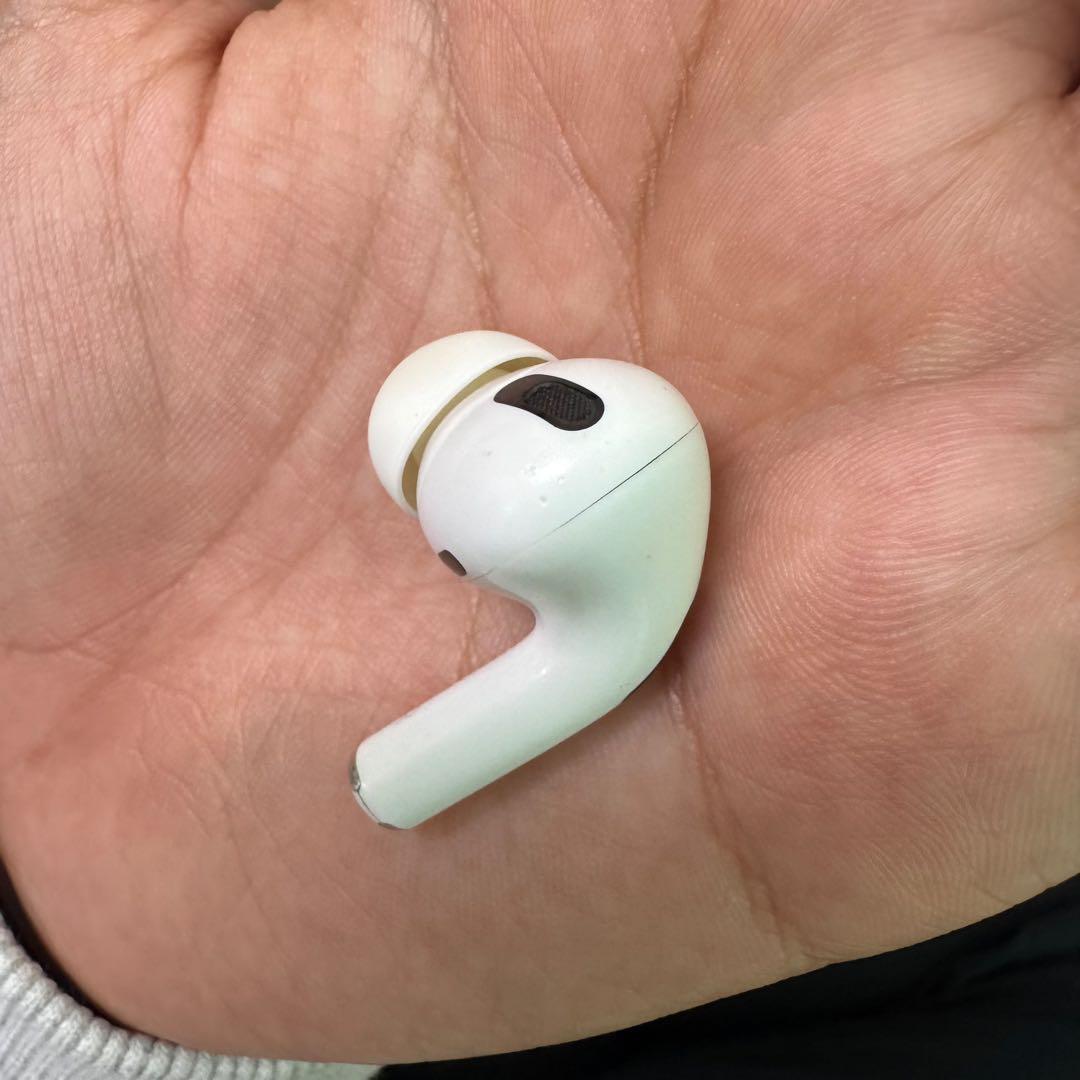 今週のみお値下げ！Apple AirPods Pro ワイヤレス充電ケース付き