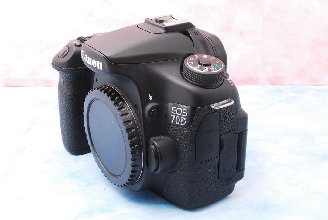 まぁくん様Canon EOS 70D☆高性能標準＆超望遠☆一眼レフカメラ☆バッグ