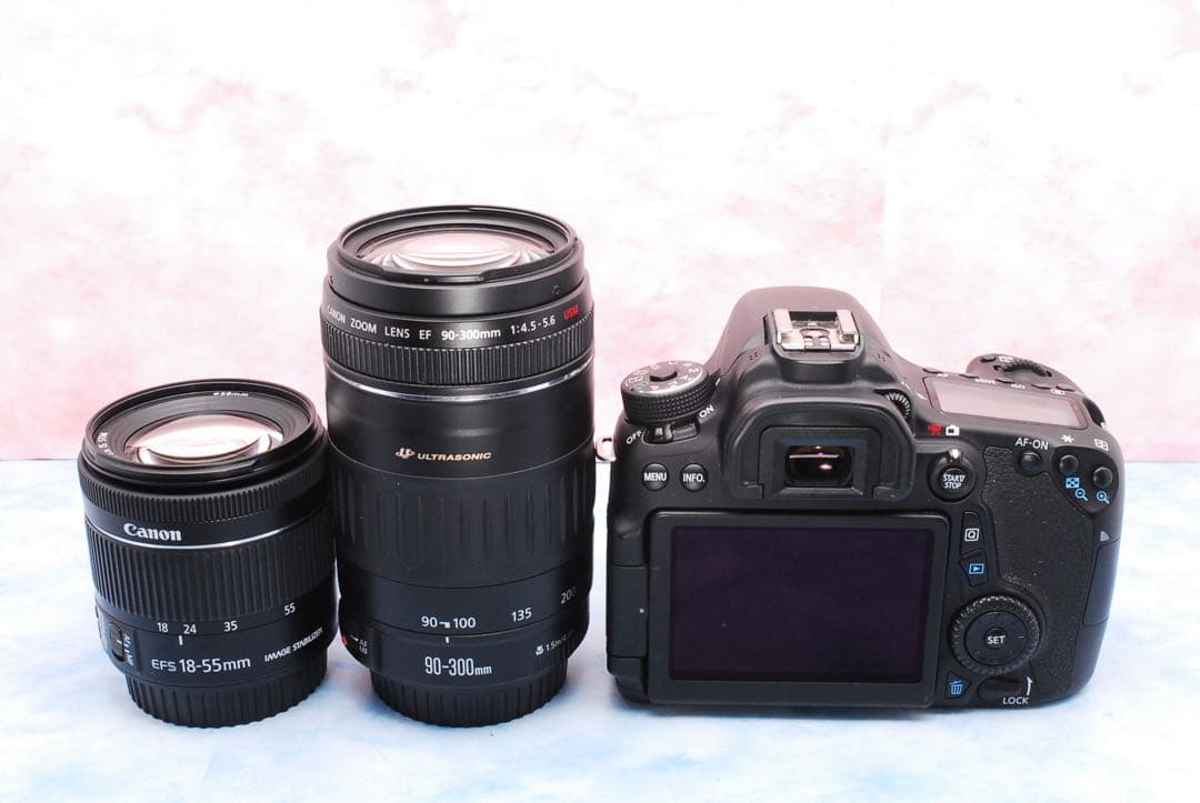 まぁくん様Canon EOS 70D☆高性能標準＆超望遠☆一眼レフカメラ☆バッグ