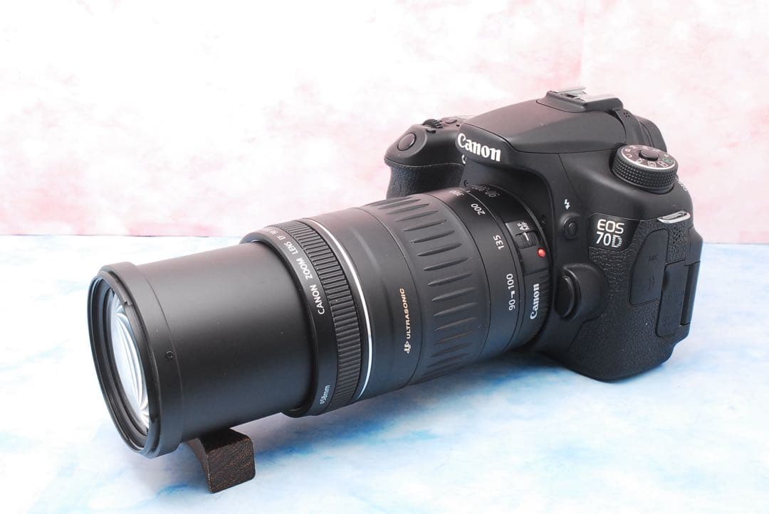 まぁくん様Canon EOS 70D☆高性能標準＆超望遠☆一眼レフカメラ☆バッグ
