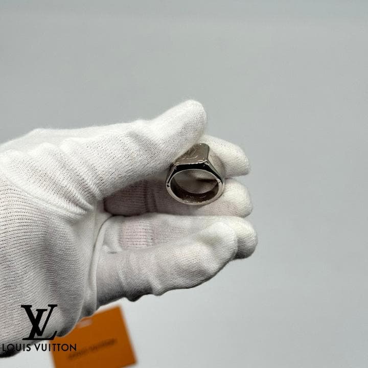 【極美品】ルイヴィトン シグネットリング モノグラム Ｍ　シルバーリング　指輪