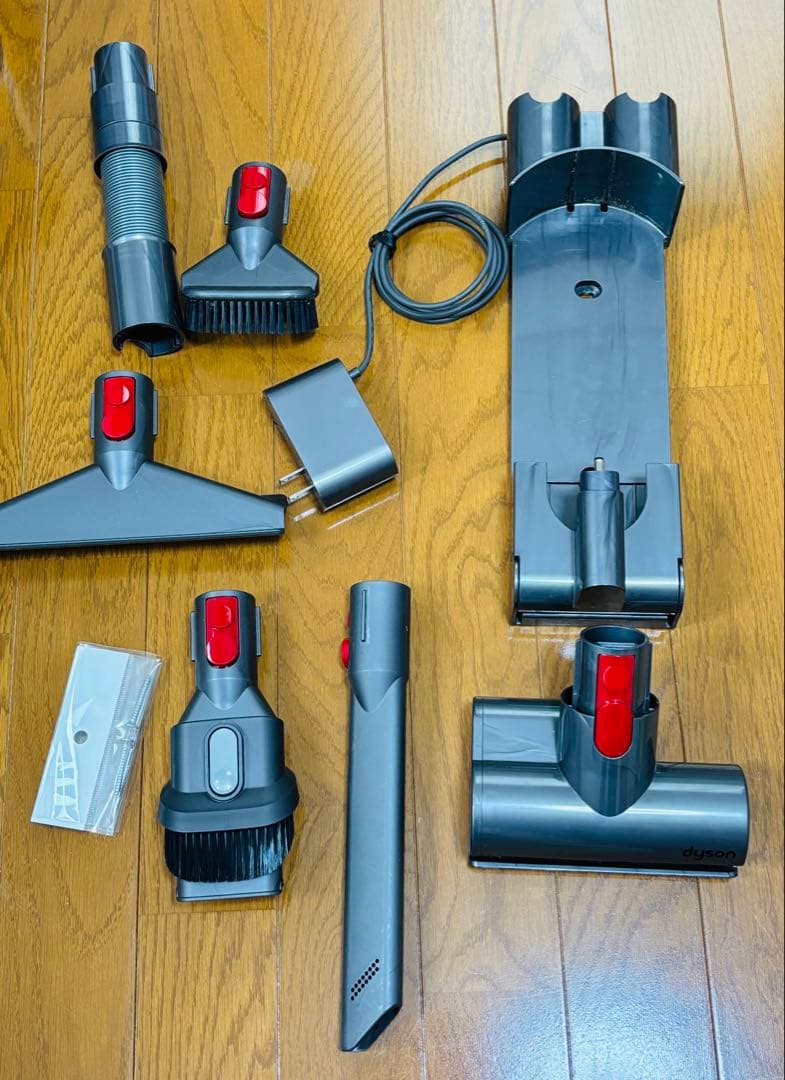 dyson V8 fluffy extra ダイソン サイクロンクリーナー