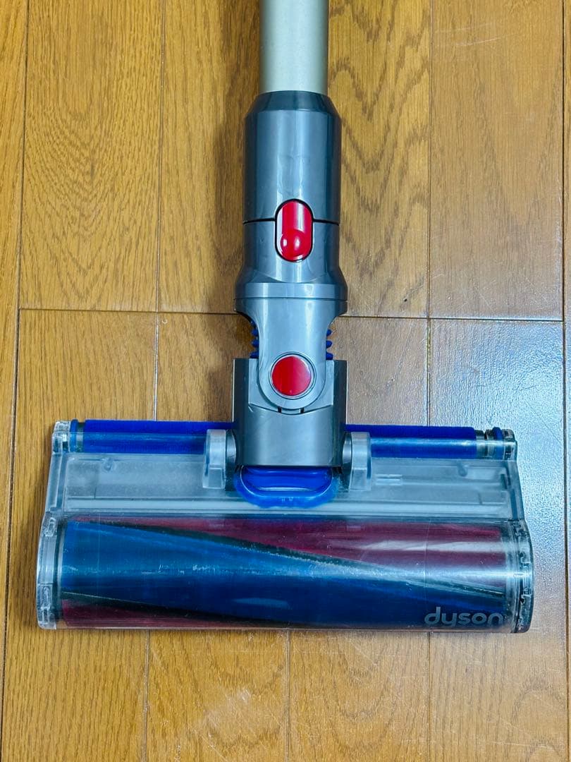 dyson V8 fluffy extra ダイソン サイクロンクリーナー