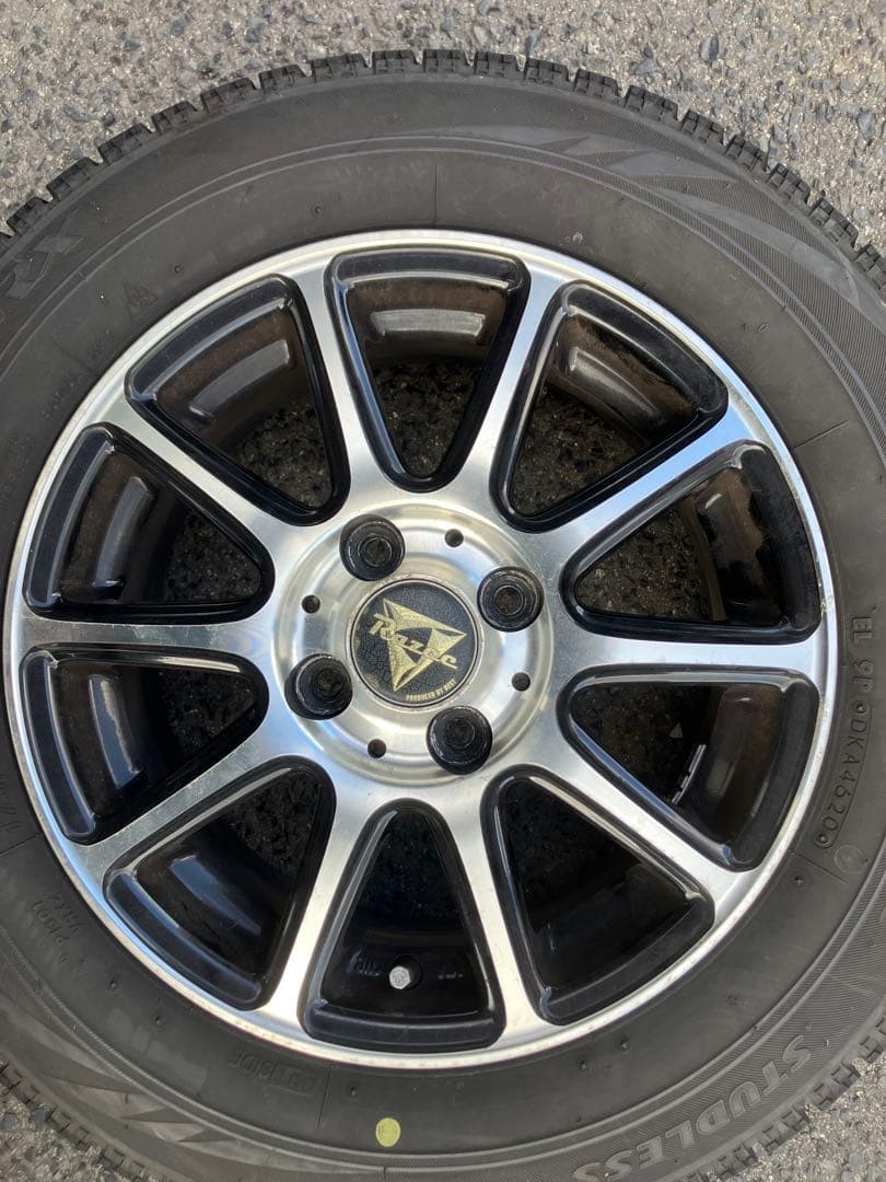 バリ溝　ブリヂストン VRX スタッドレスタイヤ　ホイール 14インチ