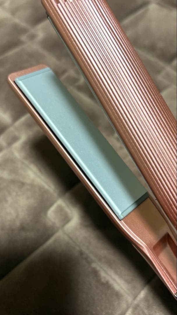 リファ ストレートヘアアイロン ピンク