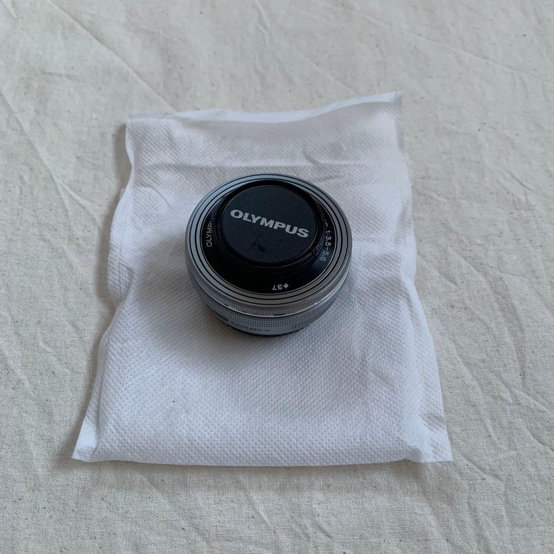 OLYMPUS PEN E-PL8 ホワイト ミラーレス一眼　レンズ2本セット