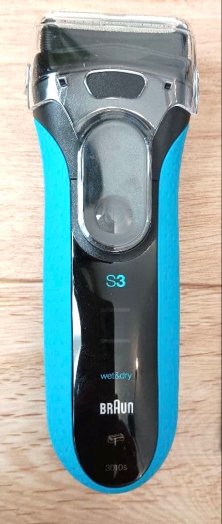 未使用☆ブラウンBraunSeries 3 ☆シェーバー2025年製☆純正替刃付