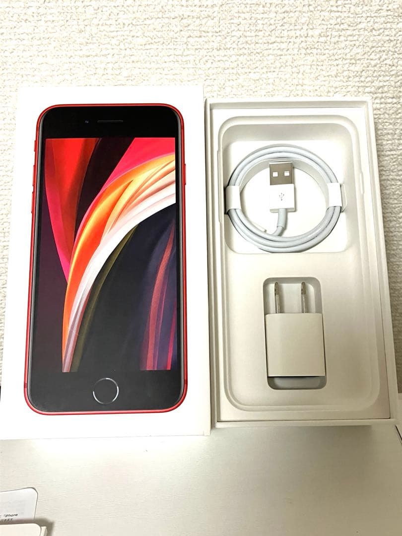 Apple iPhone SE第二世代　レッド　64GB 本体