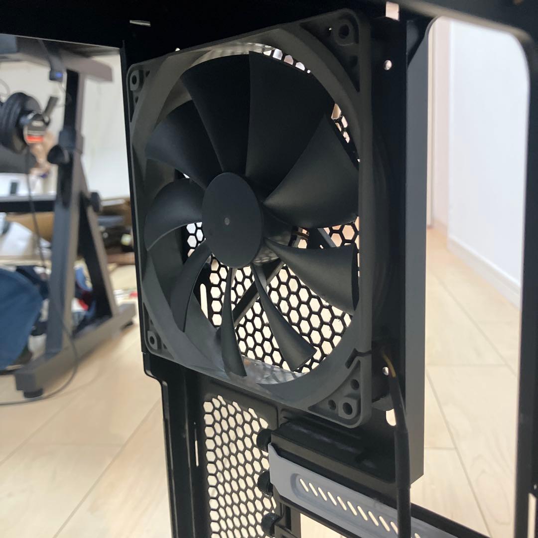 Fractal Design Define R5 （DVDドライブ・ファン付き）
