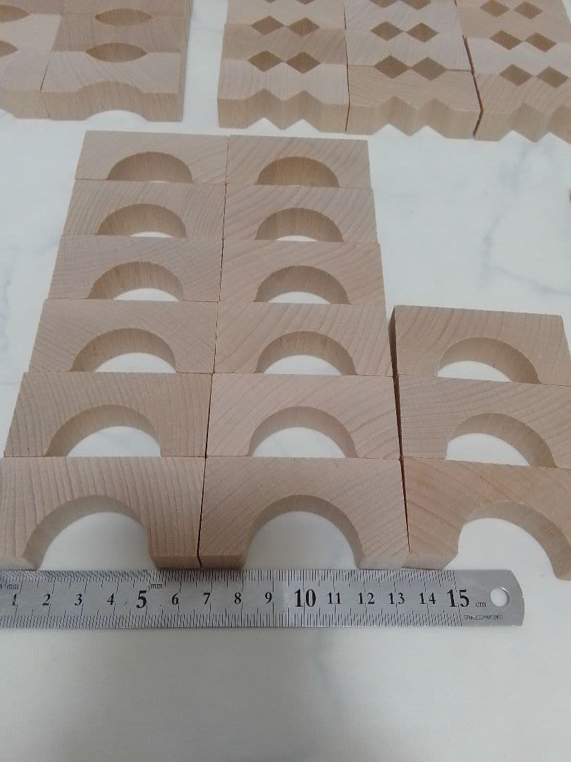 ☆美品☆ デュシマ バリエーション積み木 105個 収納箱付 カーブ積み木