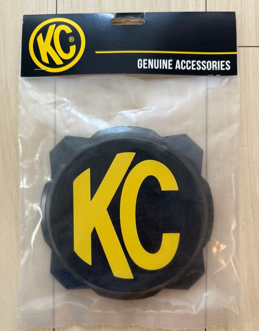 KC ライト　KC HiLiTES ブラックハードカバー　 イエロー KCロゴ