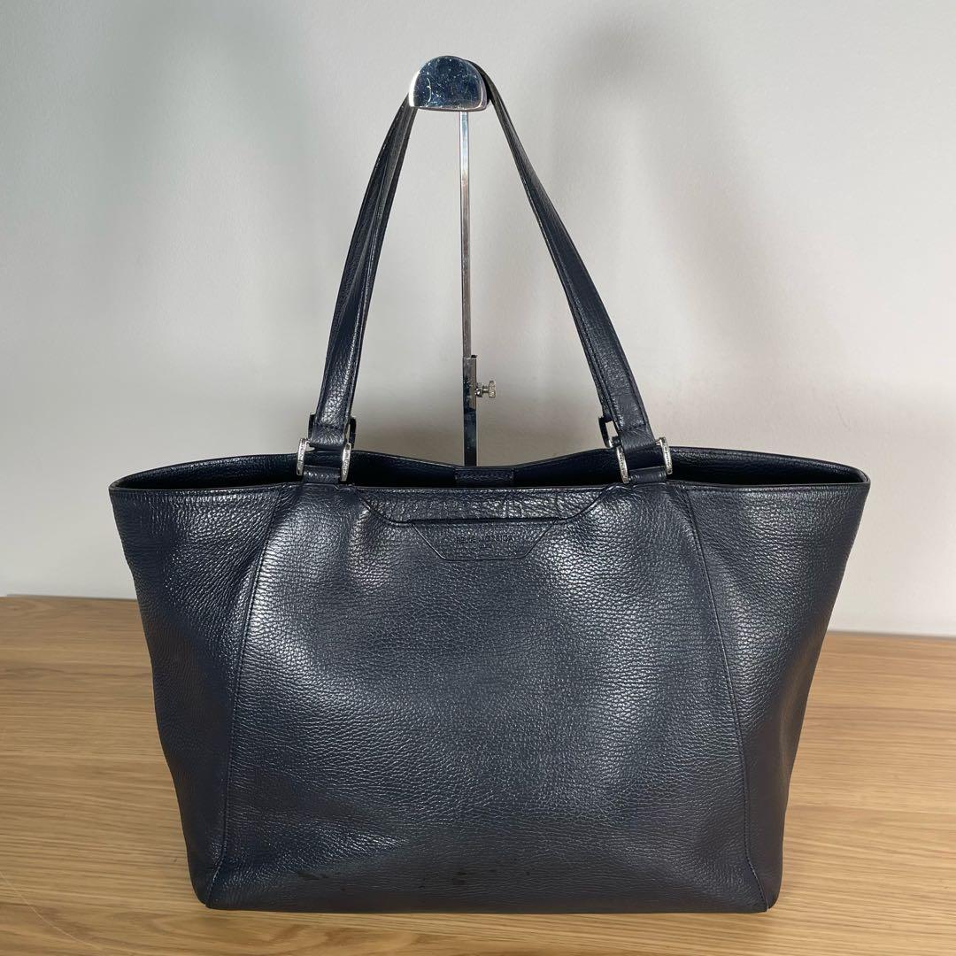 ペッレモルビダ　コローレ　トートバッグ　レザー　ネイビー