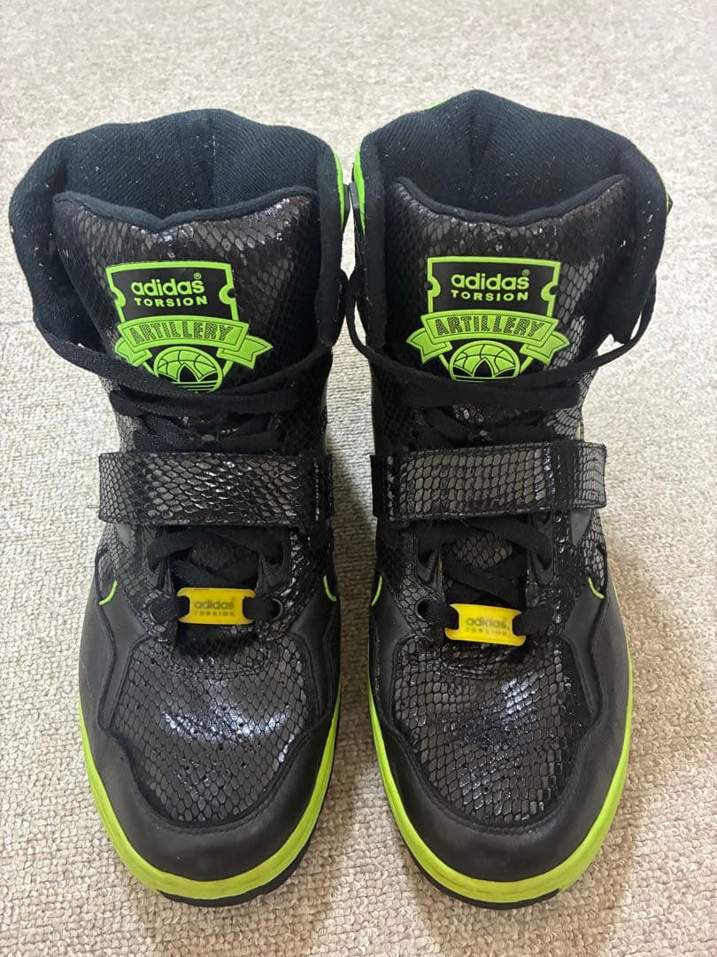 adidas ×ジェレミースコット　ハイカットスニーカー