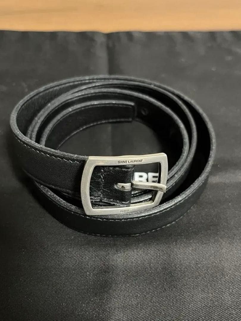 SAINT LAURENT PARIS レザーナローベルト