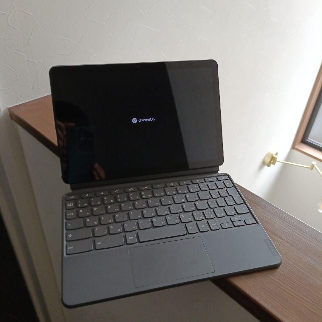 Chromebook 本体 フルサイズキーボード付き