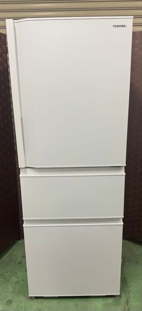 東芝　ノンフロン冷凍冷蔵庫　GR-U33SC (WU) 2023年　326L
