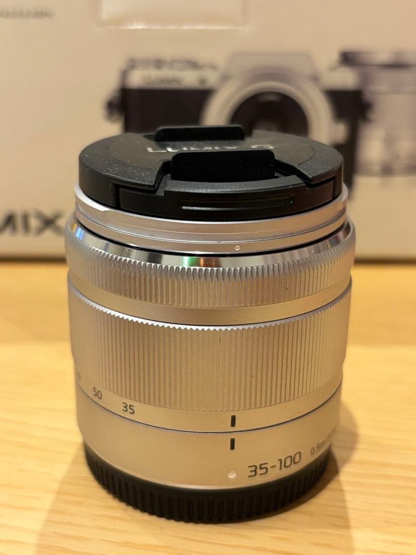LUMIX G 35-100mm ズームレンズ