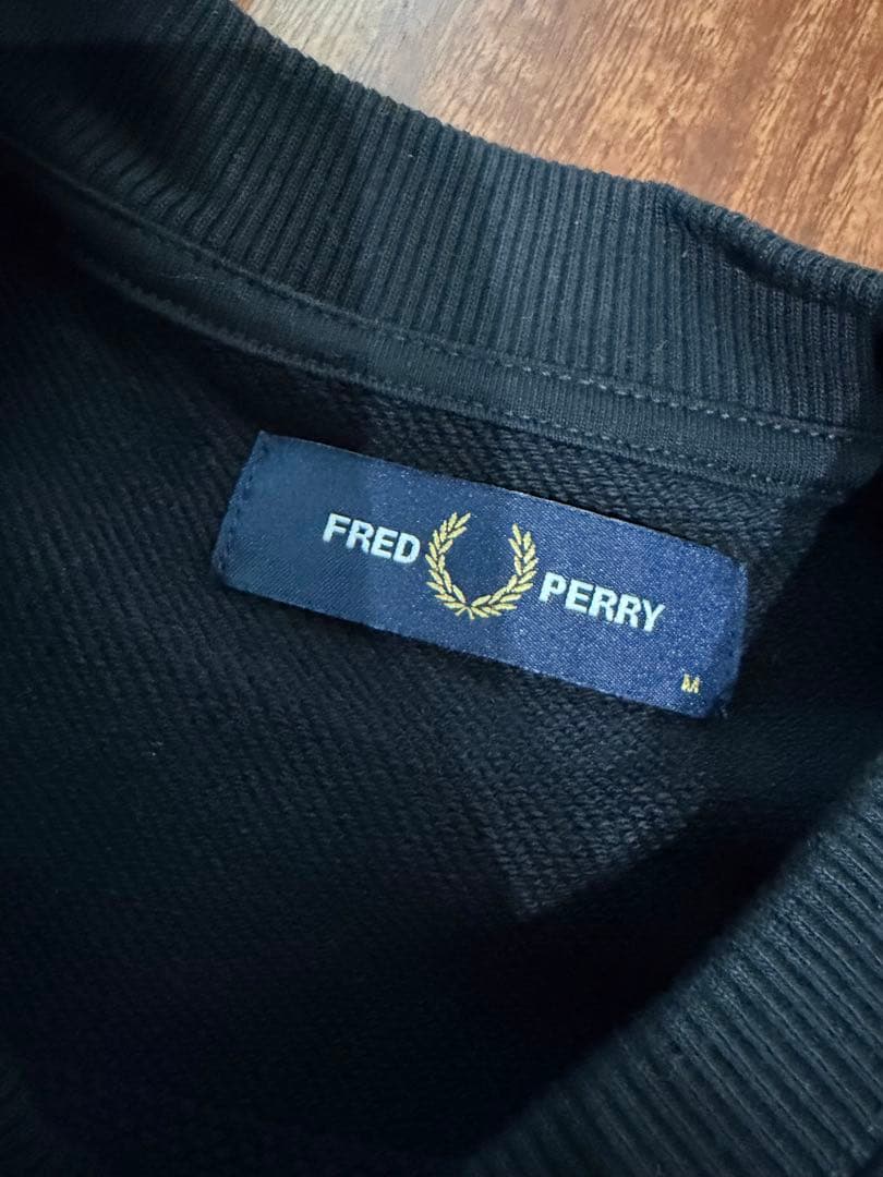shimi 　FRED PERRY/ワンポイントロゴ刺繍
