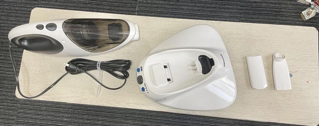 ダニを徹底的に除去する8000回/分布団クリーナー