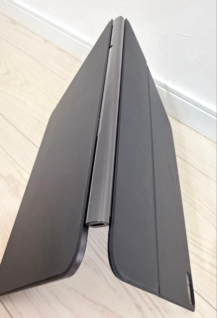 【良品】Magic Keyboard for iPad Pro 13インチ