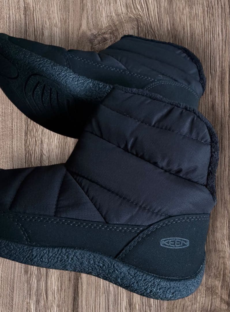 新品 KEEN HOWSER FOLD DOWN ハウザー フォールドダウン