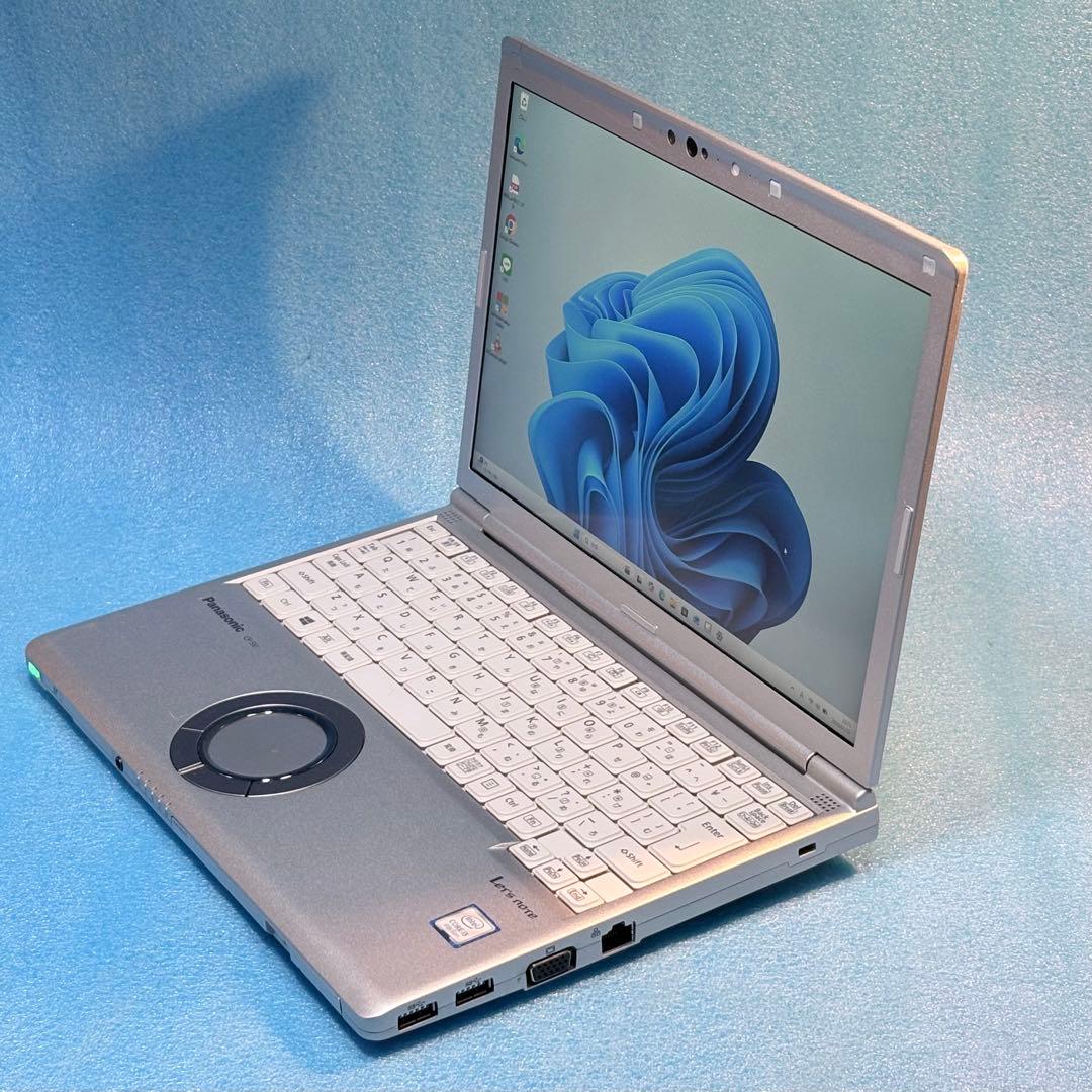 【軽量989g】Windows11ノートパソコン。パナソニックのレッツノート