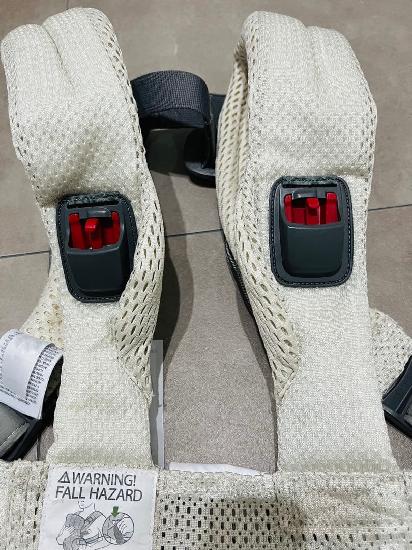 【BABYBJÖRN】抱っこ紐 Harmony（ハーモニー）