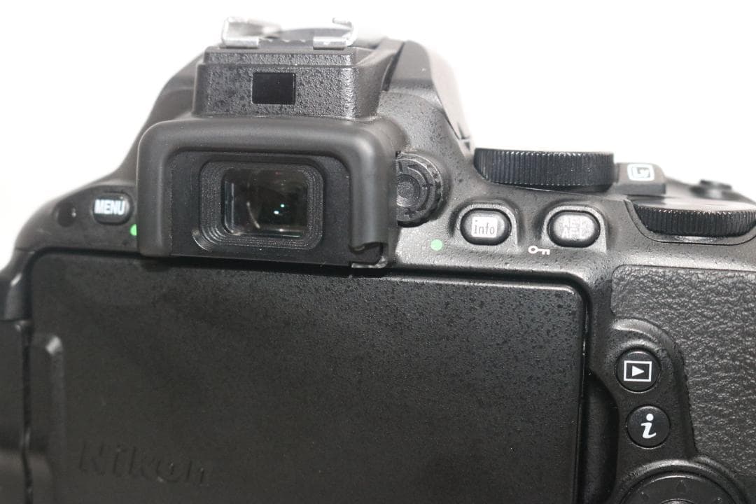 美品⭐大人気モデル⭐Nikon D5500 初心者応援キット⭐ 初心者 一眼レフ