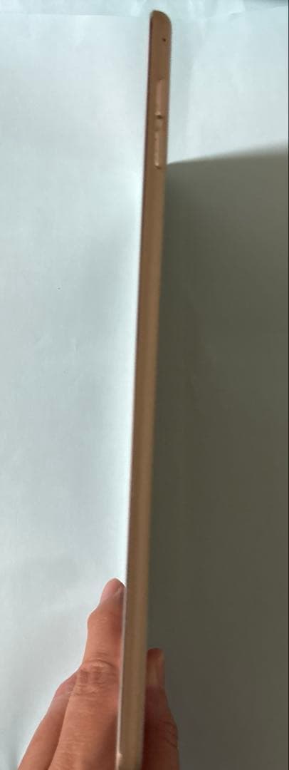 iPad mini 第四世代　ゴールド 64GB Wi-Fiモデル