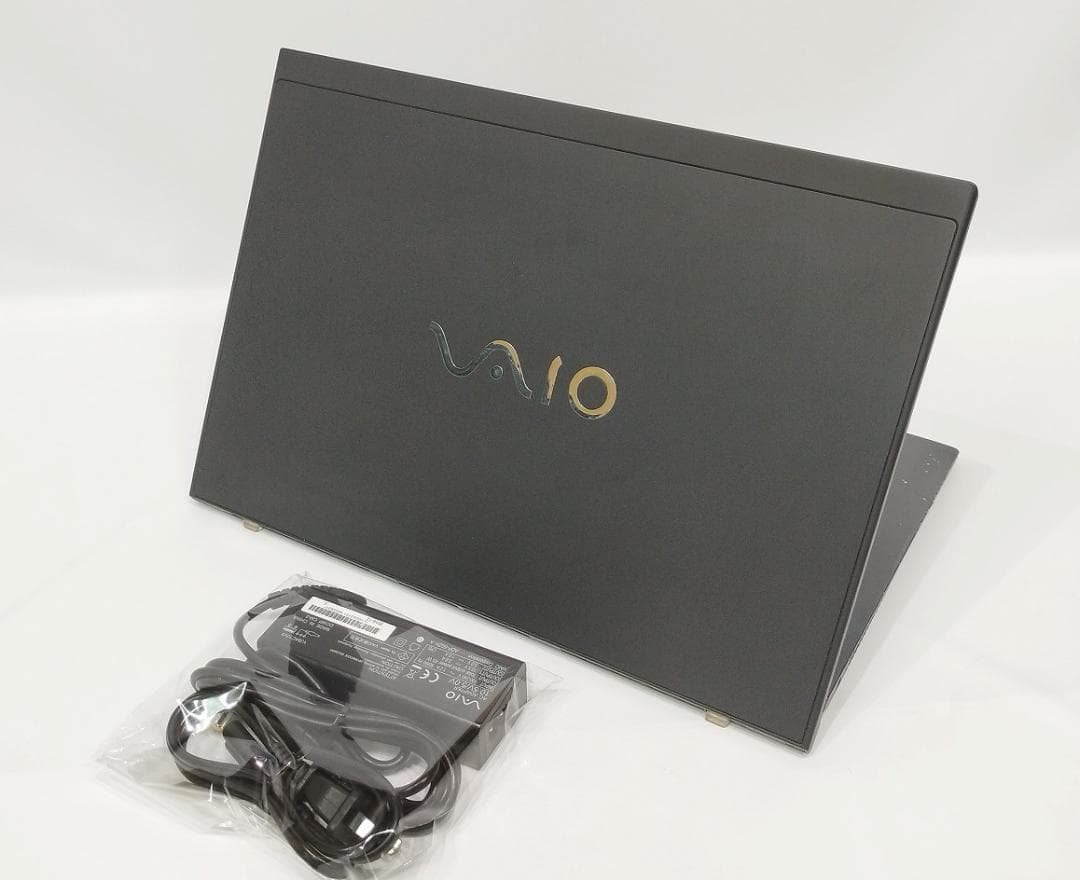 14.0液晶人気の薄型VAIO VJPK11C11N 8世代 I3 SSD