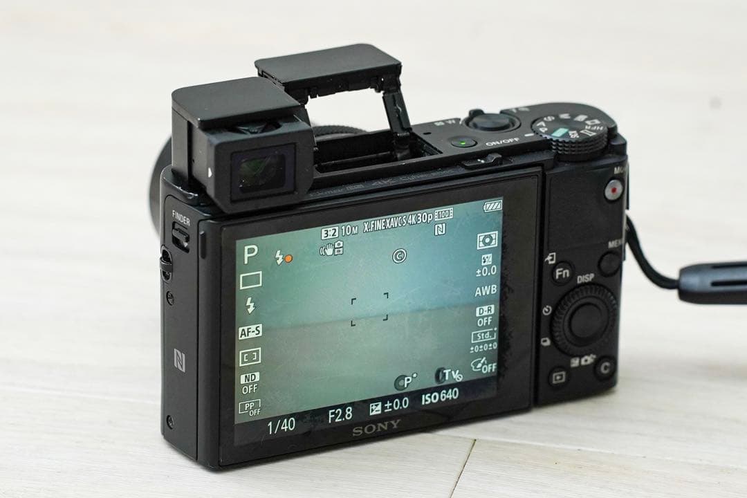 SONY Cyber-shot DSC-RX100M4デジタルカメラオ・マケ多数
