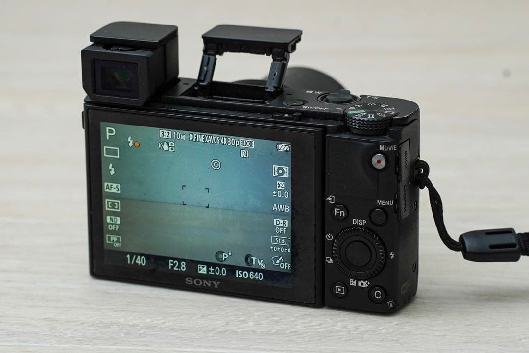 SONY Cyber-shot DSC-RX100M4デジタルカメラオ・マケ多数