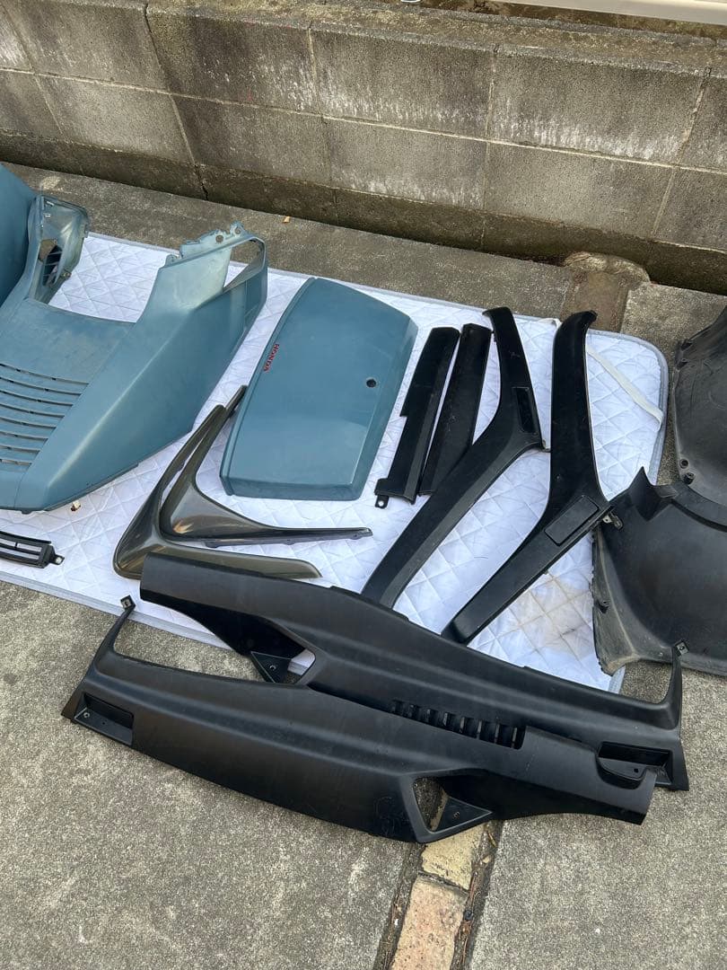 フュージョン外装　カウルなど