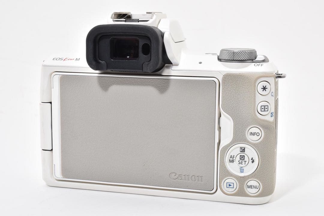 Canon EOS Kiss M ホワイト 本体と付属品