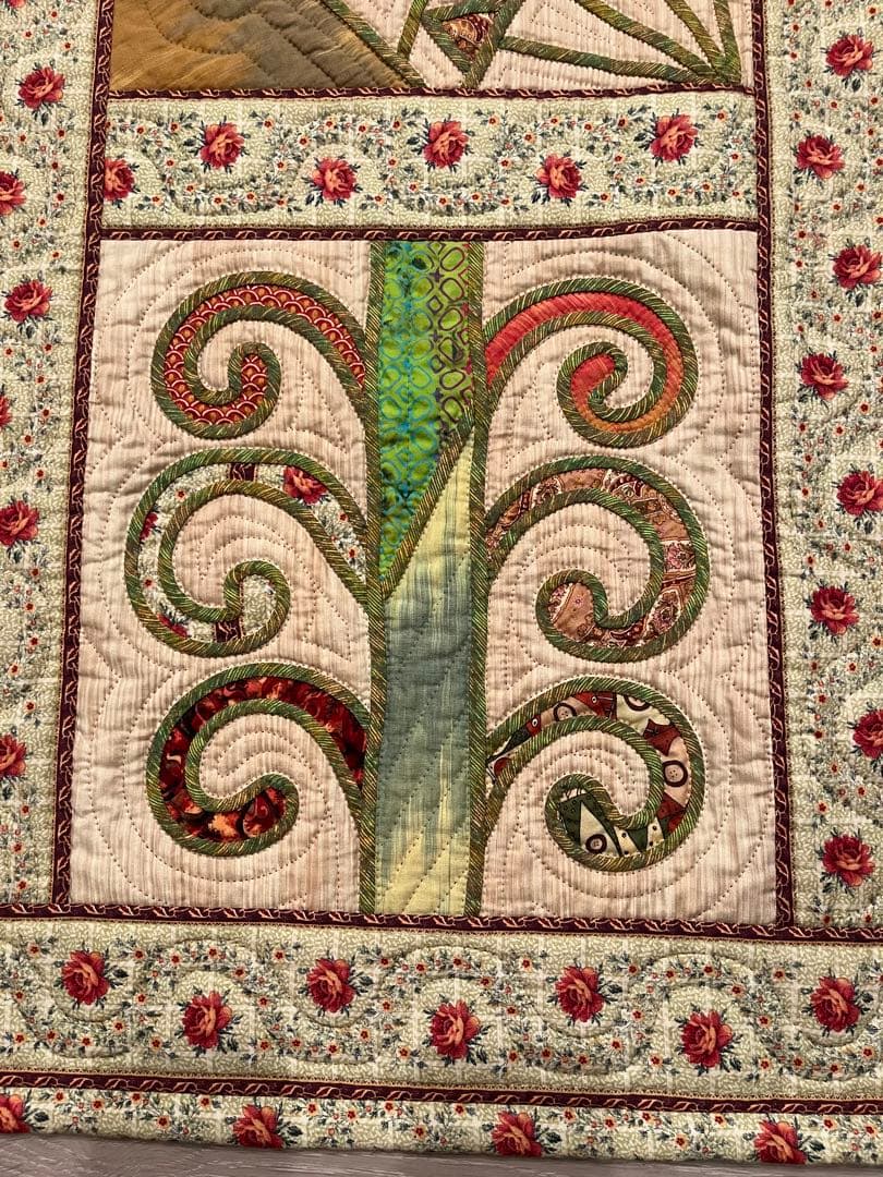 と*ん様 【美品】大型パッチワークキルト 230cm × 157cm