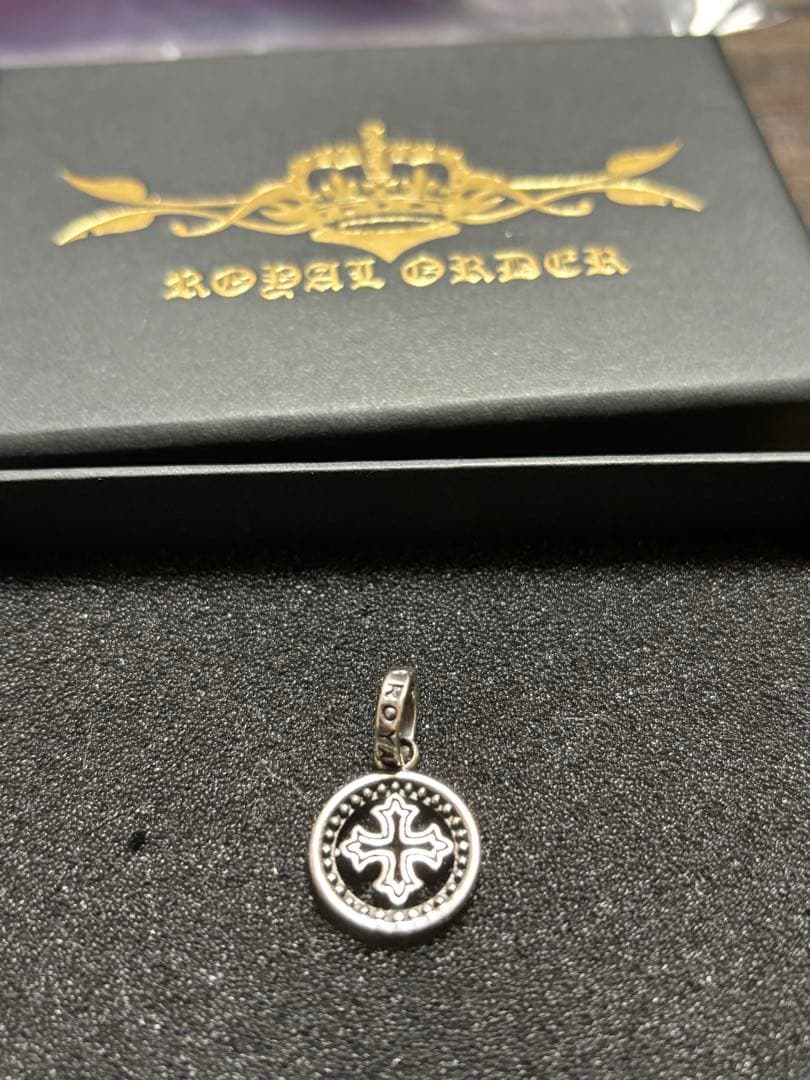 アクセサリー  ORDER TINY CROSS MEDALLION
