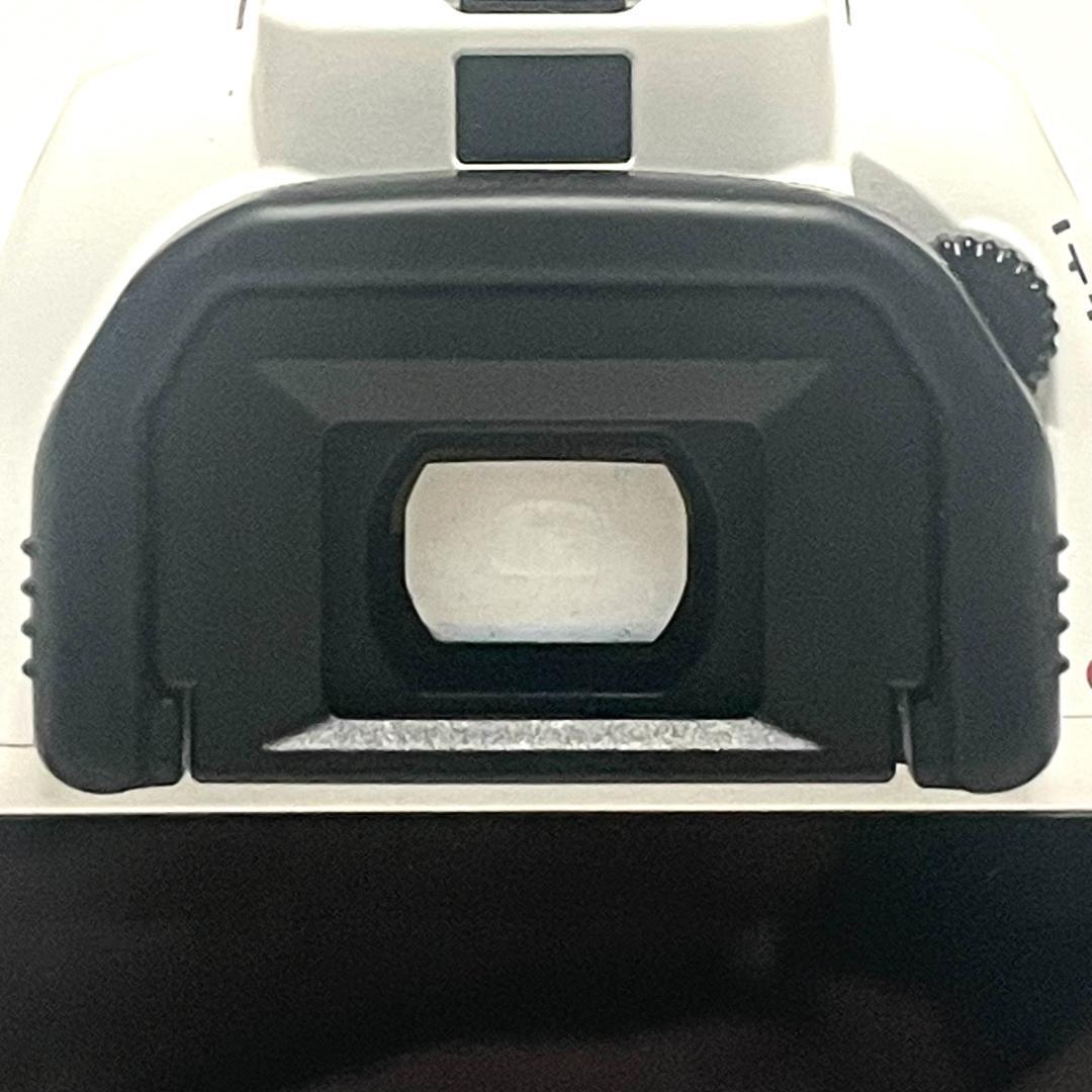 オシャレなホワイト❣️ Canon EOS Kiss X7 標準ズームセット