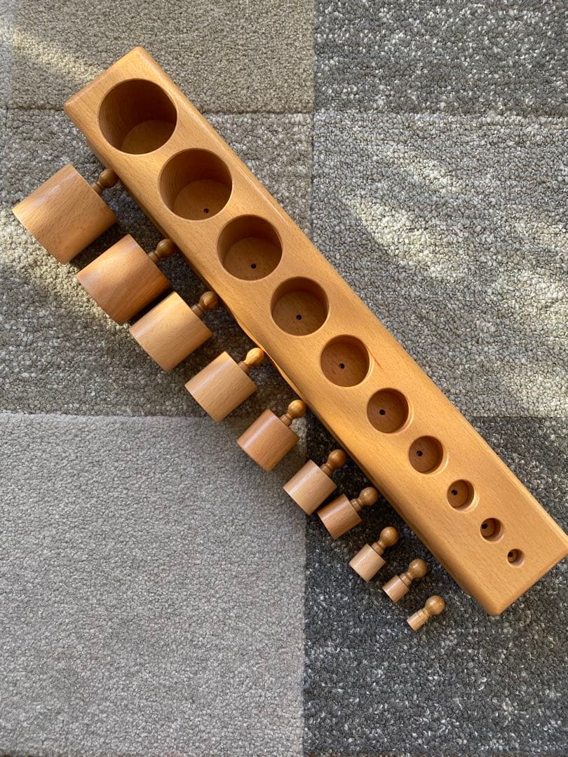 円柱さし1 ニーホイス社 はめこみ円柱 ニーホイス モンテッソーリ