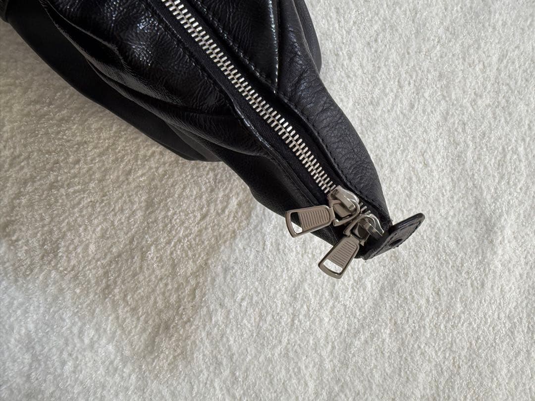 イヴサンローラン ボストンバッグ レザー× エナメル