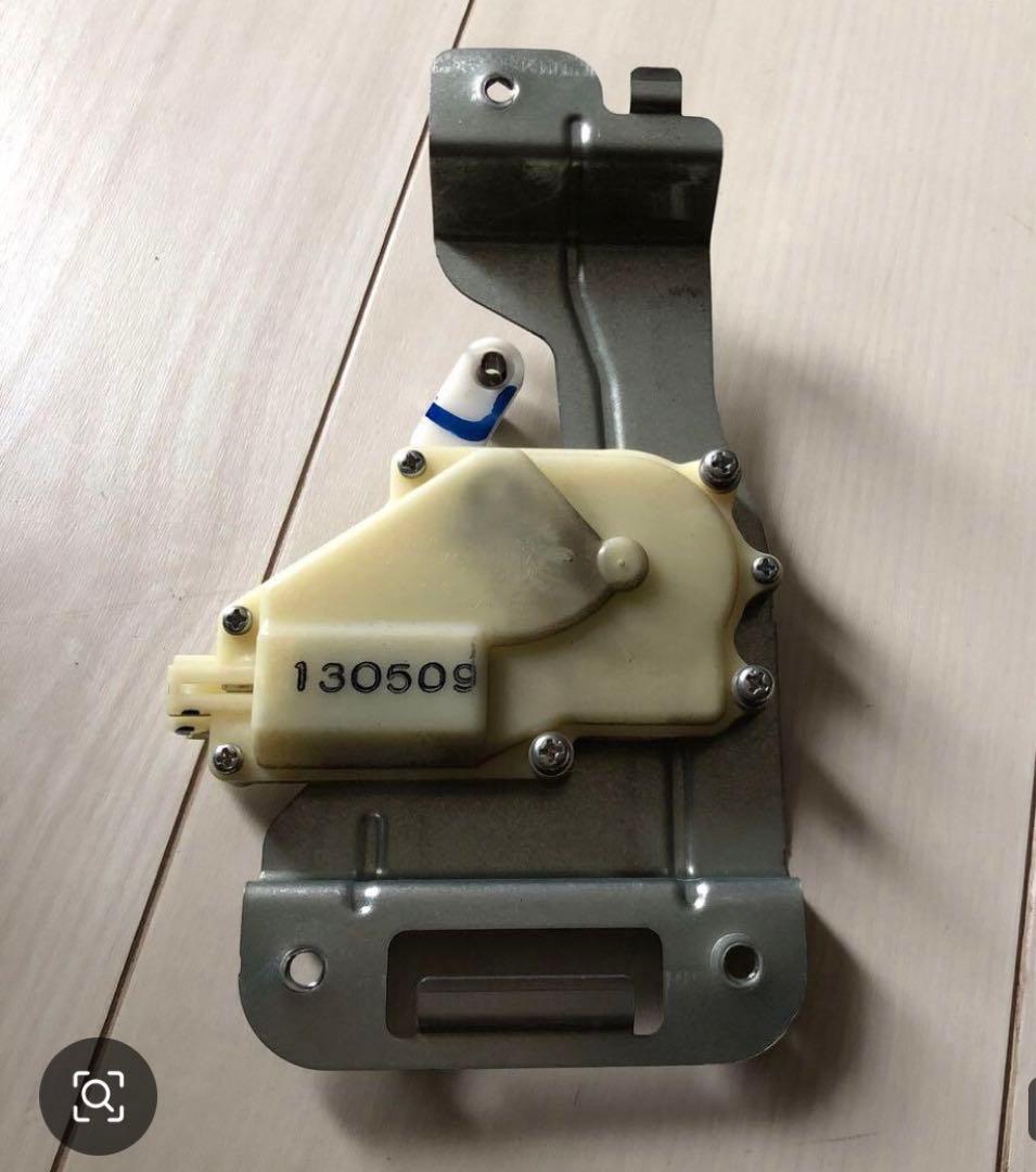 リアゲートハンドル　アクチュエーターセット