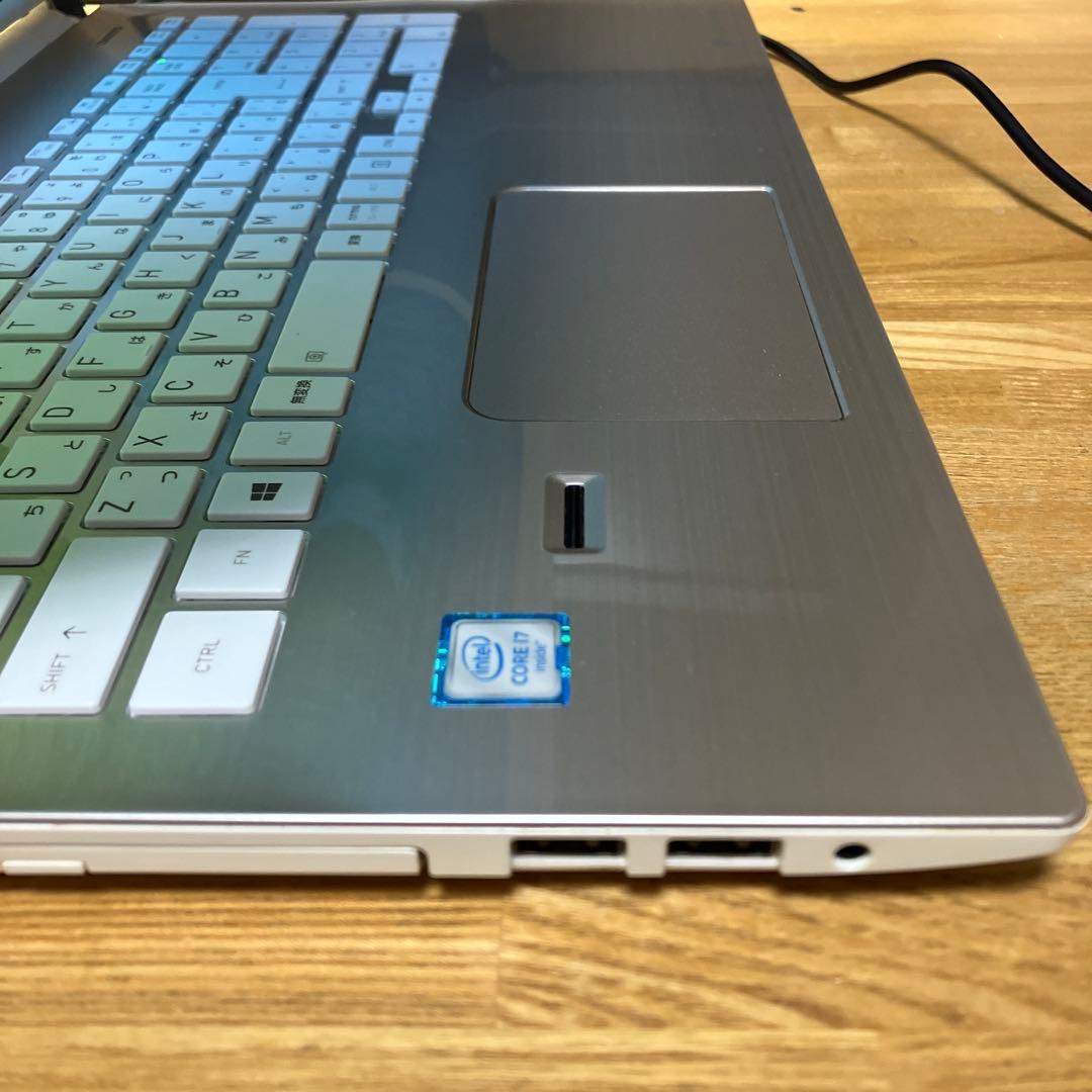 美品　Toshiba dynabook 第６世代Core i7 サテンゴールド
