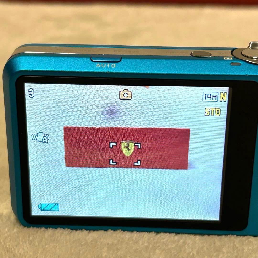 美品 動作確認済 CASIO EXILIM EX-Z800BE ハワイアンブルー