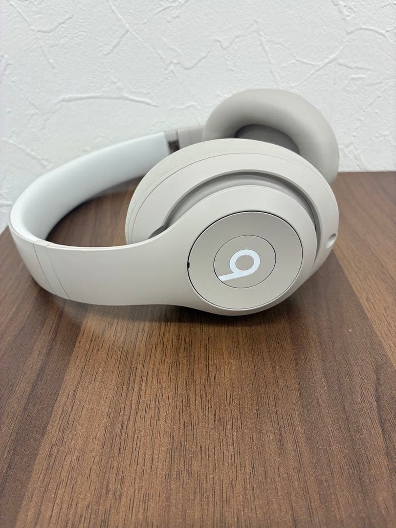 Beats Studio Pro ワイヤレス ヘッドホン サンドストーン