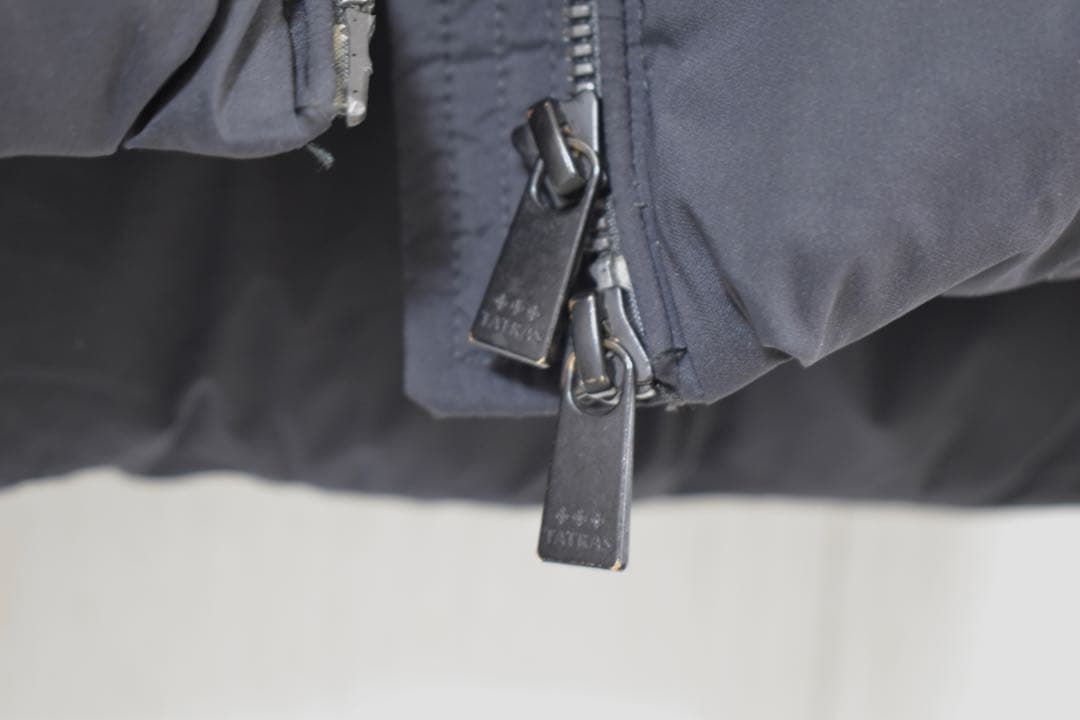 【美品】タトラスダウンジャケット ブラックL