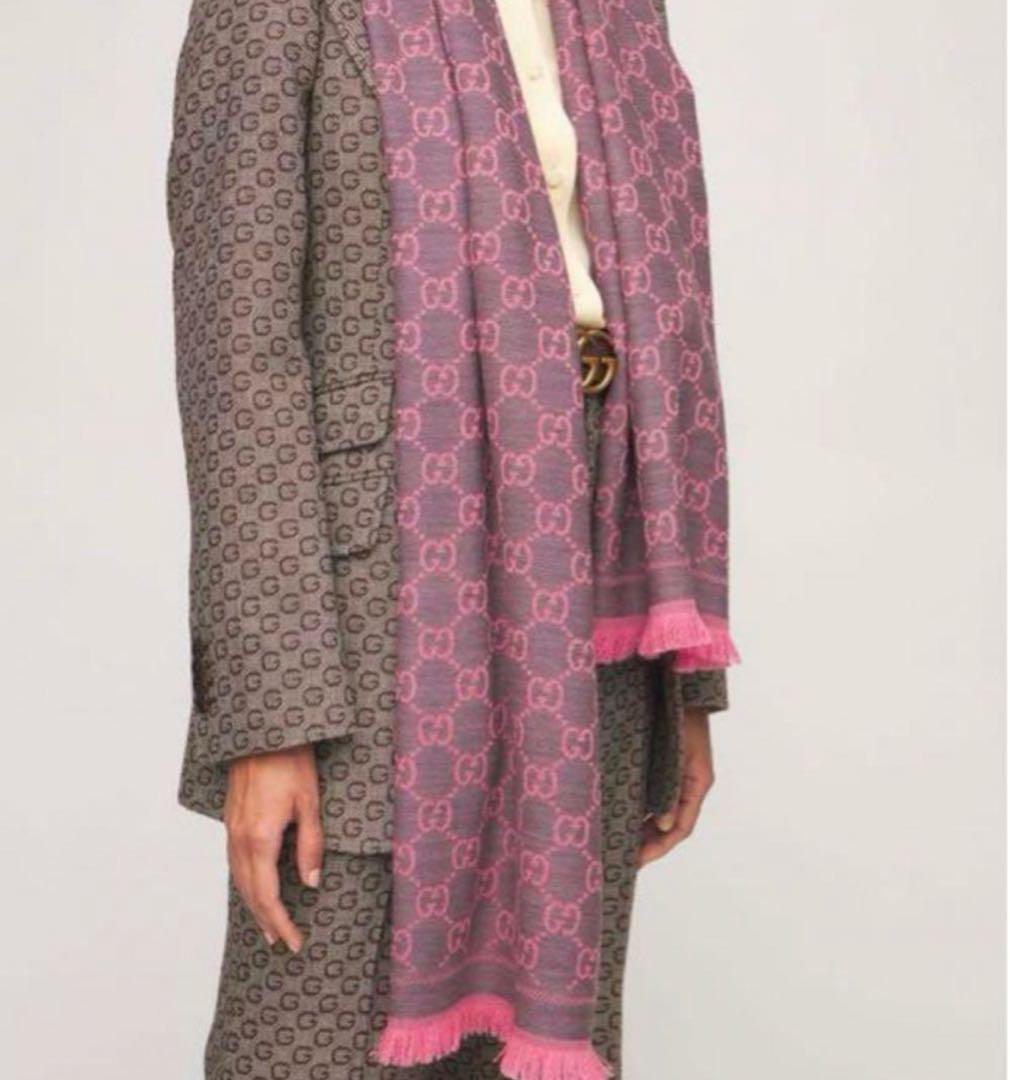 GUCCI ピンクxグレー　マフラー　ストール