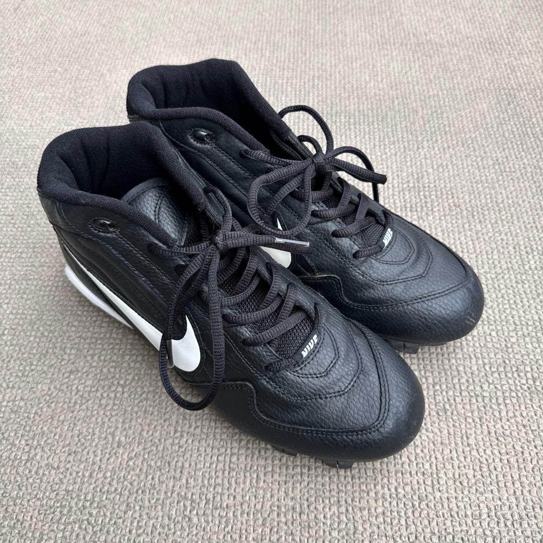 Nike ブラック スパイクシューズ