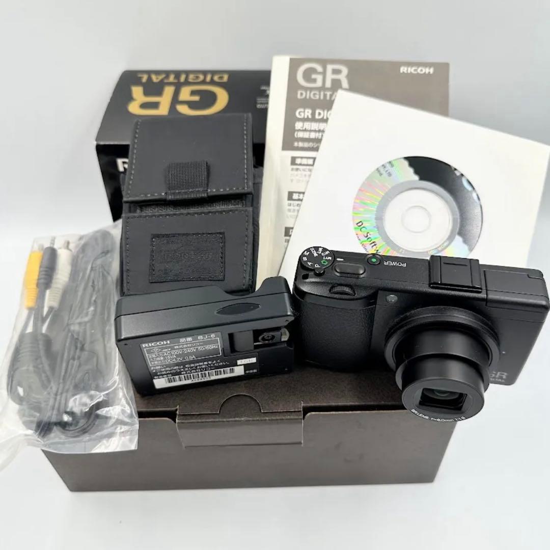 デジタルカメラ RICOH GR DIGITAL III