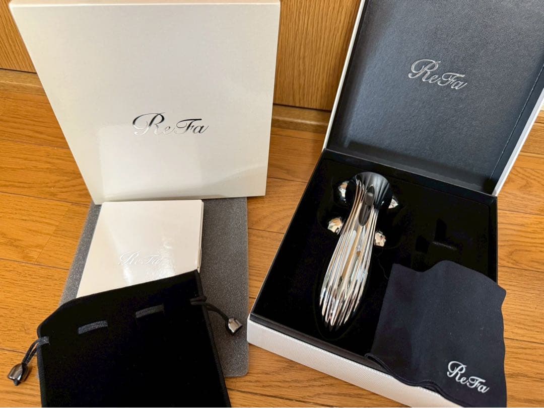 ReFa リファフォーカラットレイ　美顔ローラー 専用ケース付