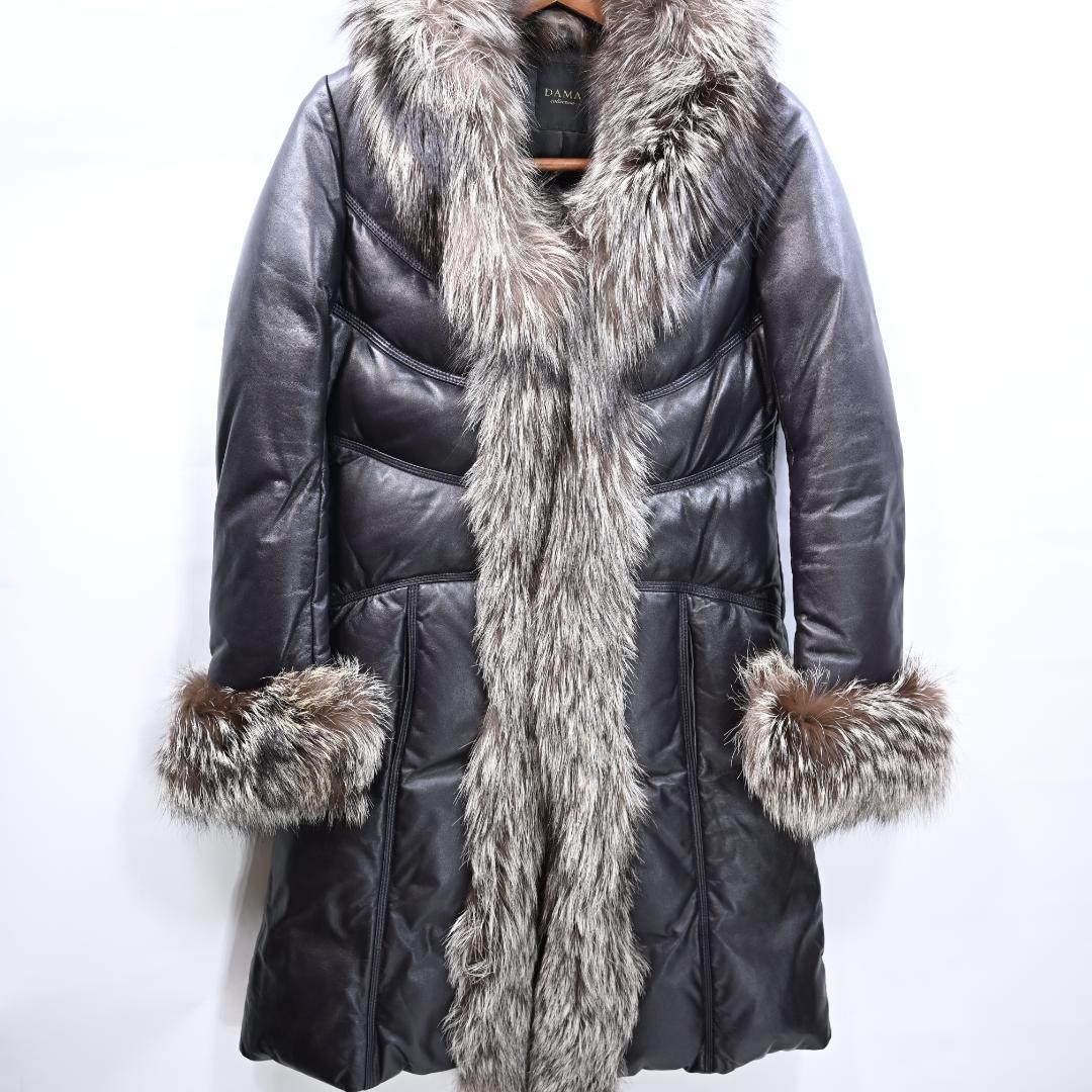 DAMA コレクション】リアルフォックスファー付羊革レザーダウンコート黒紫