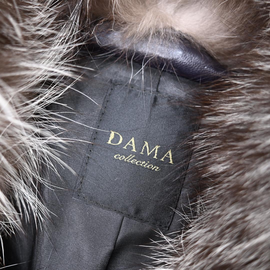 DAMA コレクション】リアルフォックスファー付羊革レザーダウンコート黒紫